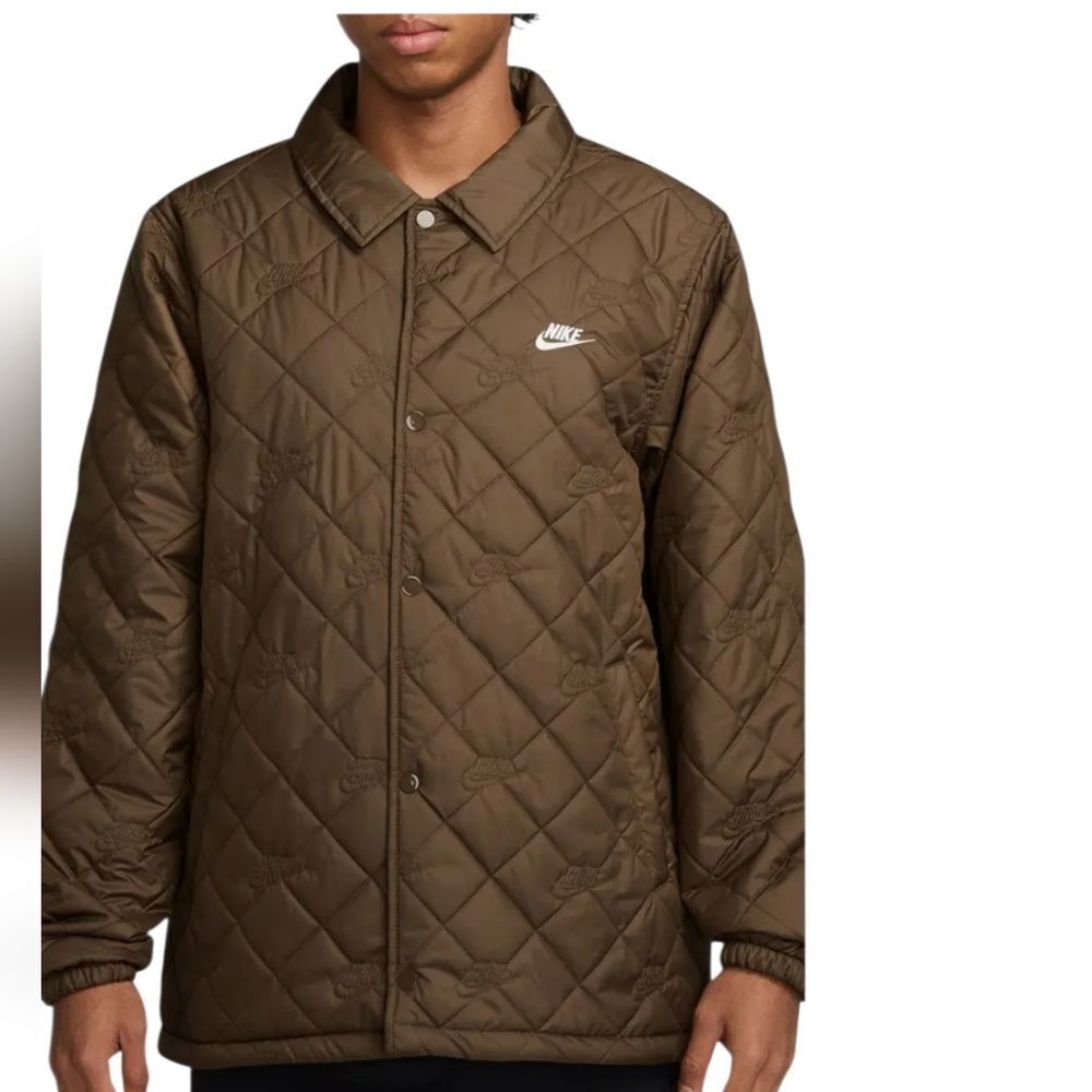 3198 Nike Club Quilted Coach Jacket XL Mosswood Brown Snap Front Lightweight